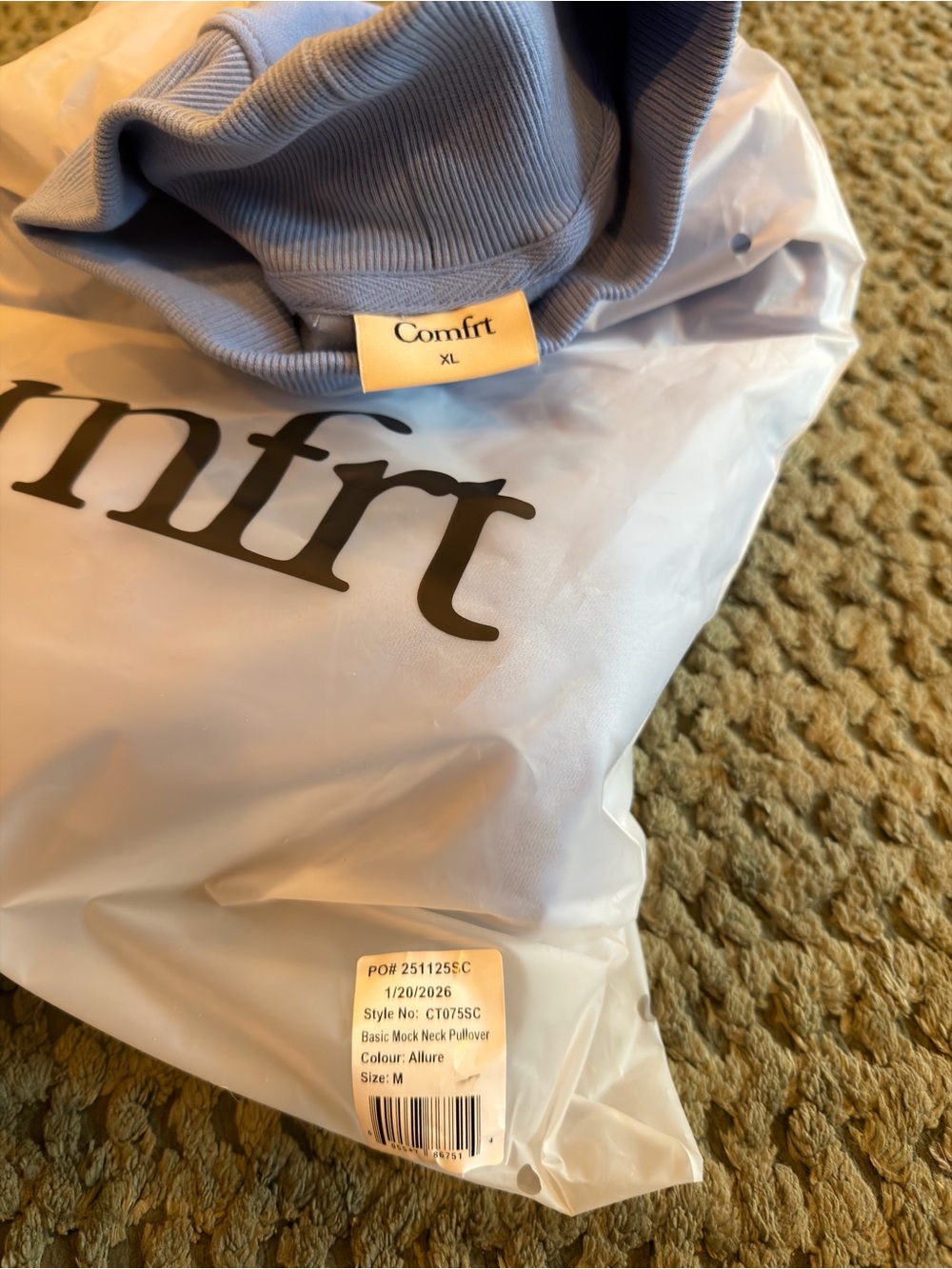 Comfrt Basic Mock Neck Sweatshirt - Picture 7 of 8